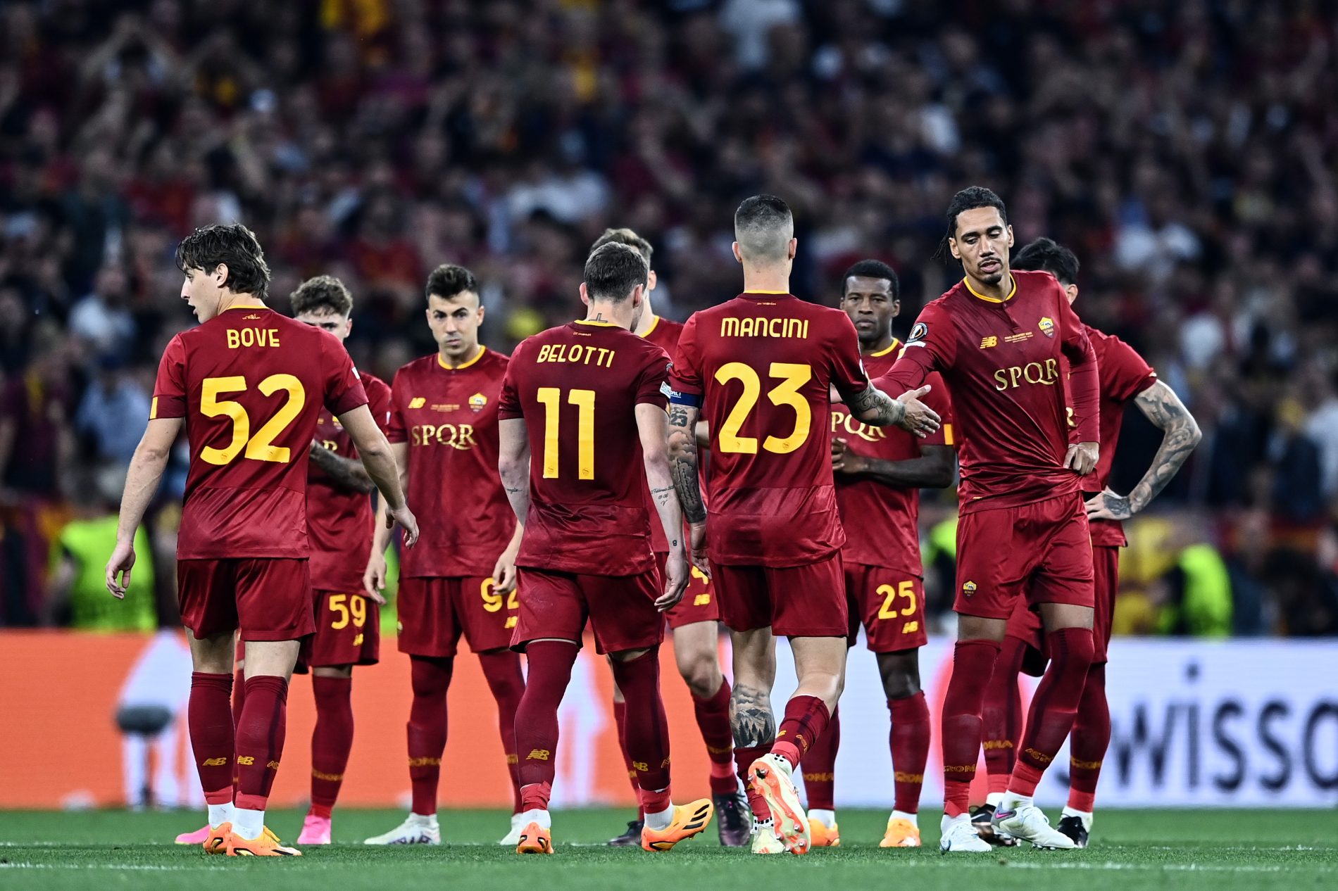 Roma-Estrela Amadora 4-0 (41' Dybala, 44' Dybala, 72' Diego Llorente ...