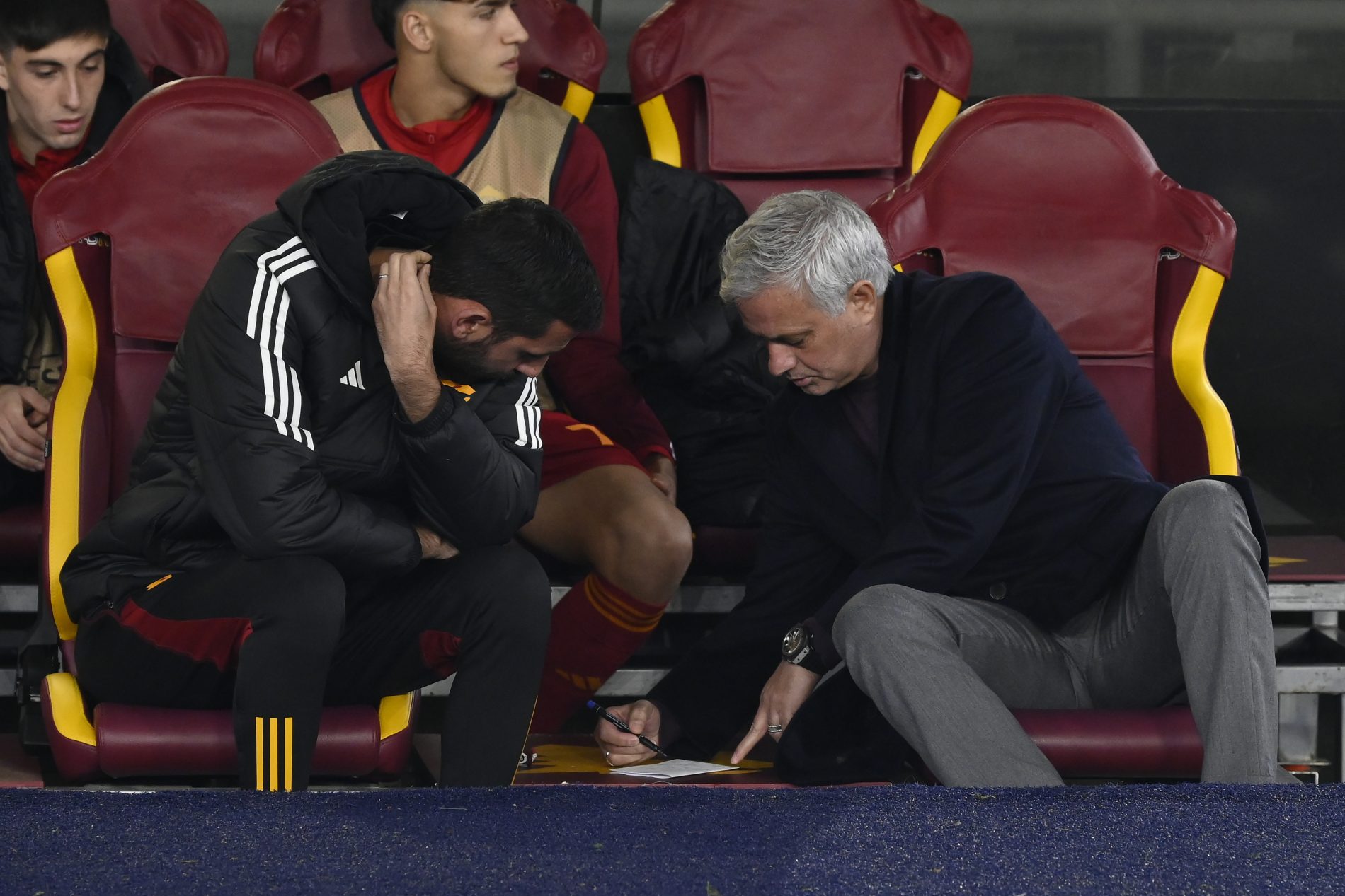 Mourinho, Foti