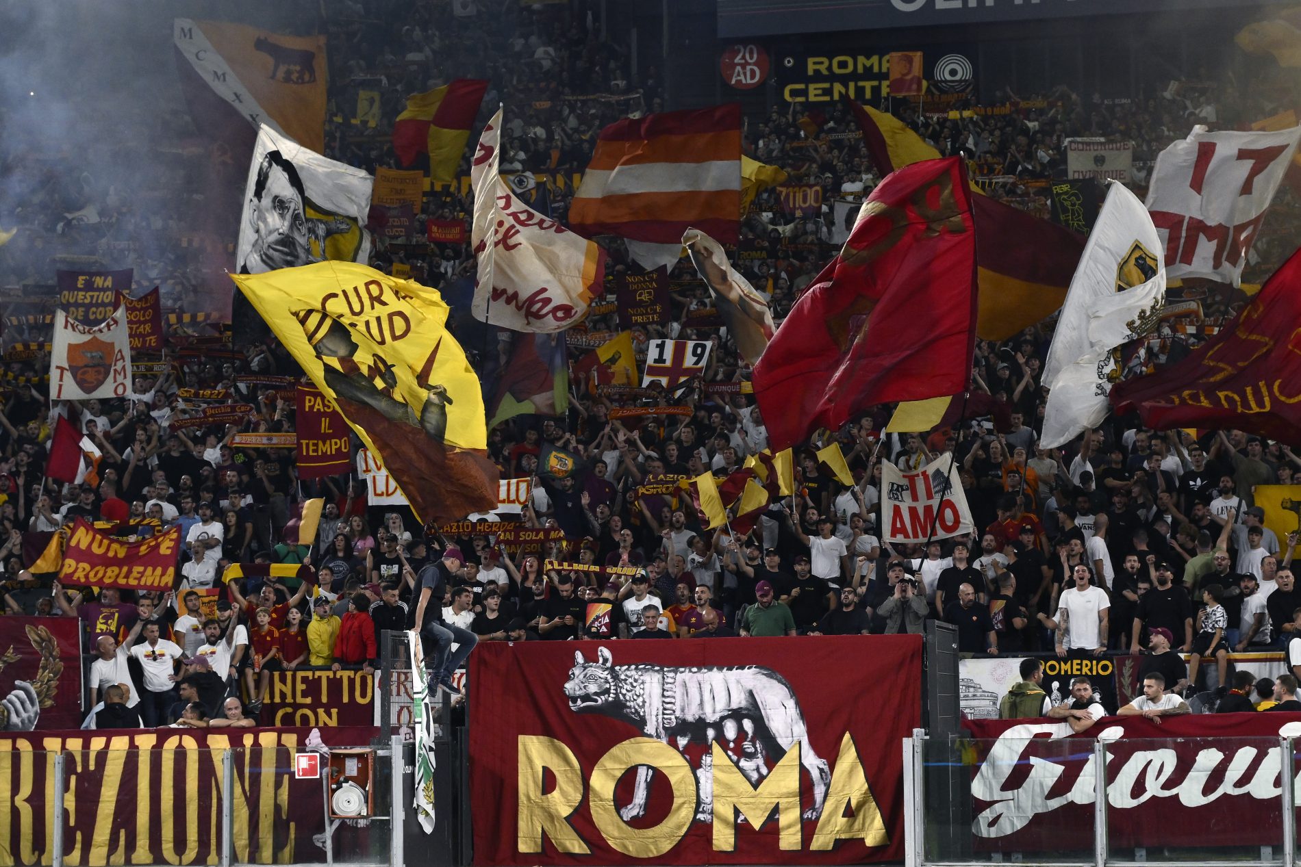 Tifosi Roma