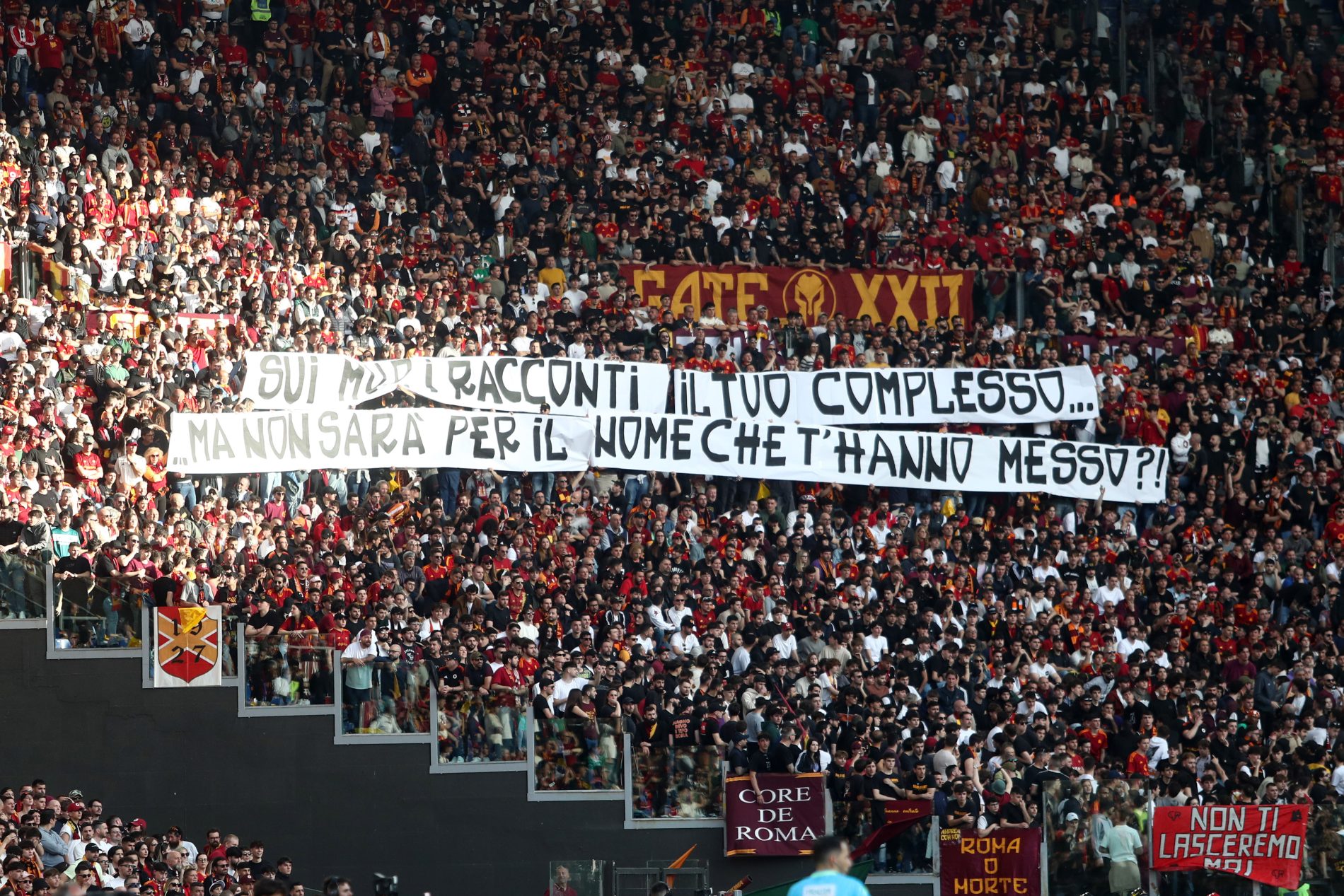 Striscione Roma Lazio