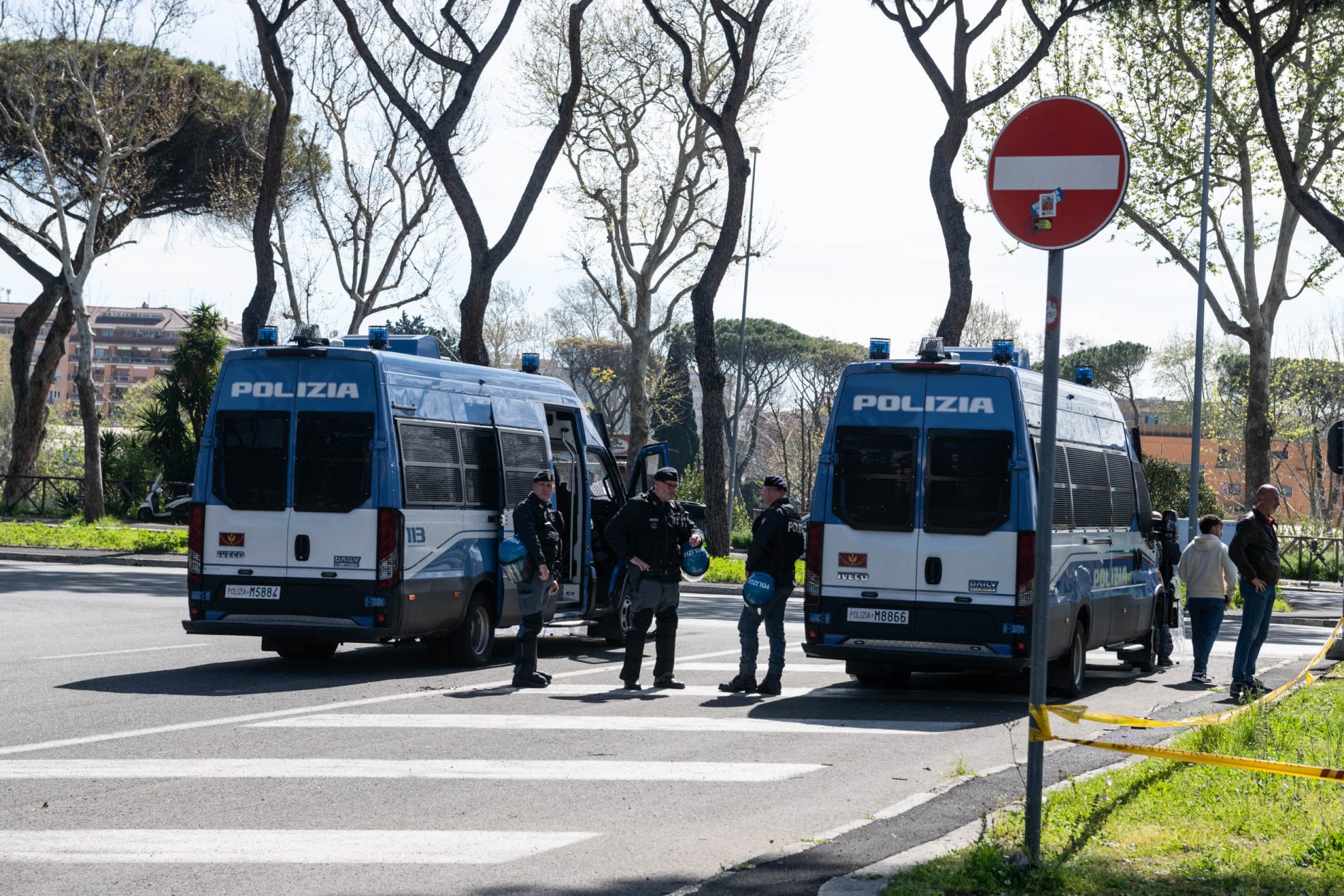derby, Polizia