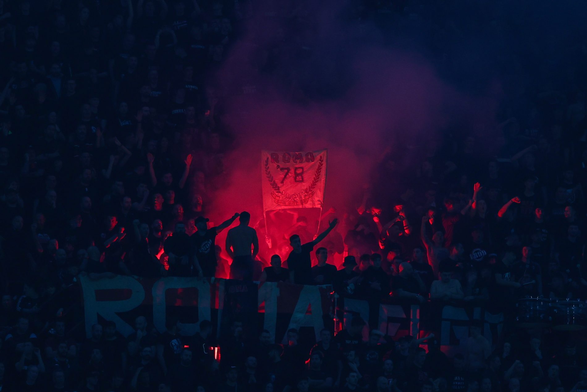 Tifosi Roma a San Siro, Milan-Roma