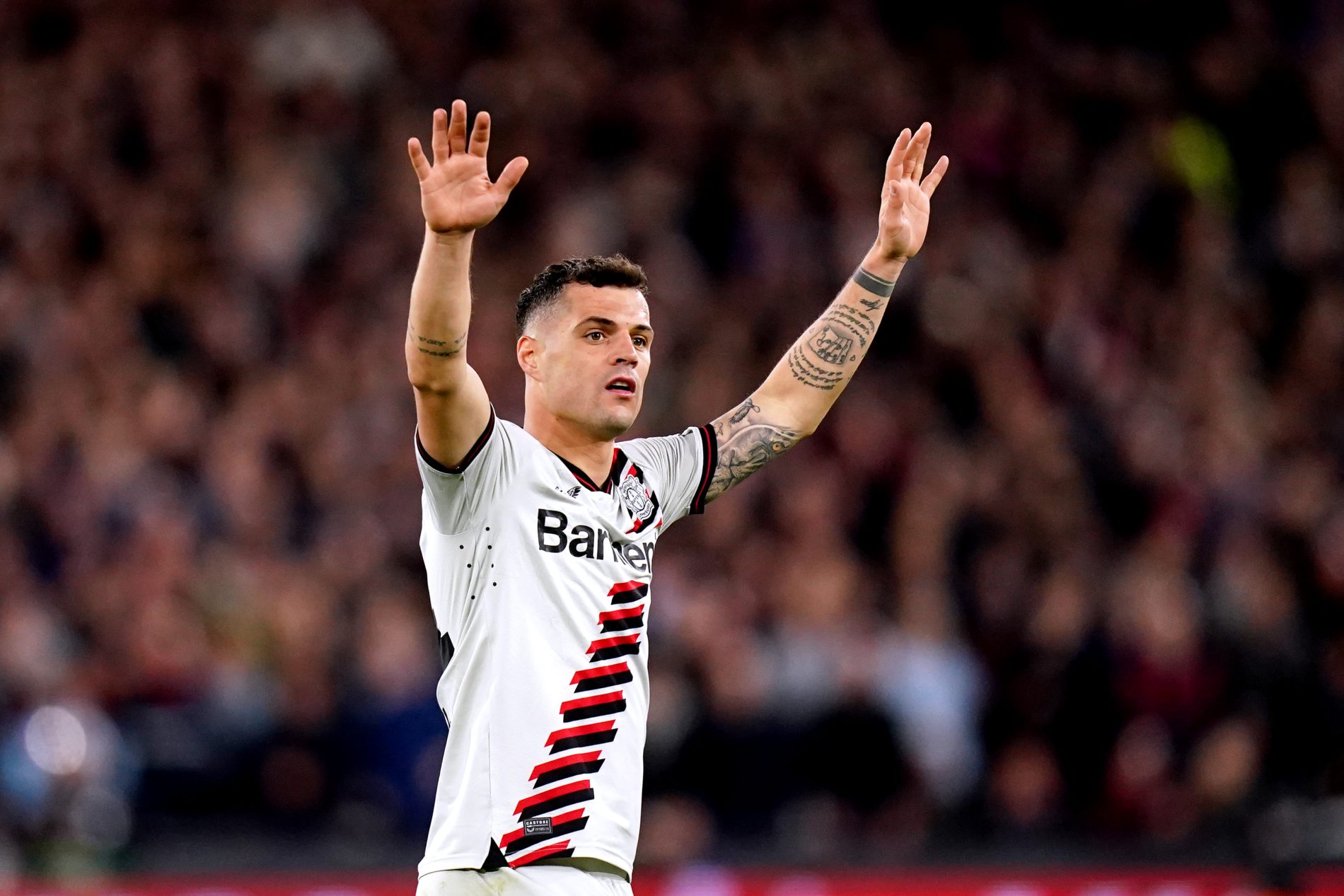Granit Xhaka, Bayer Leverkusen
