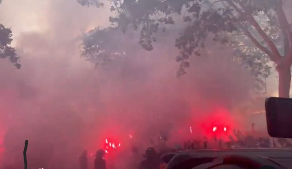 Tifosi / Barcellona-PSG