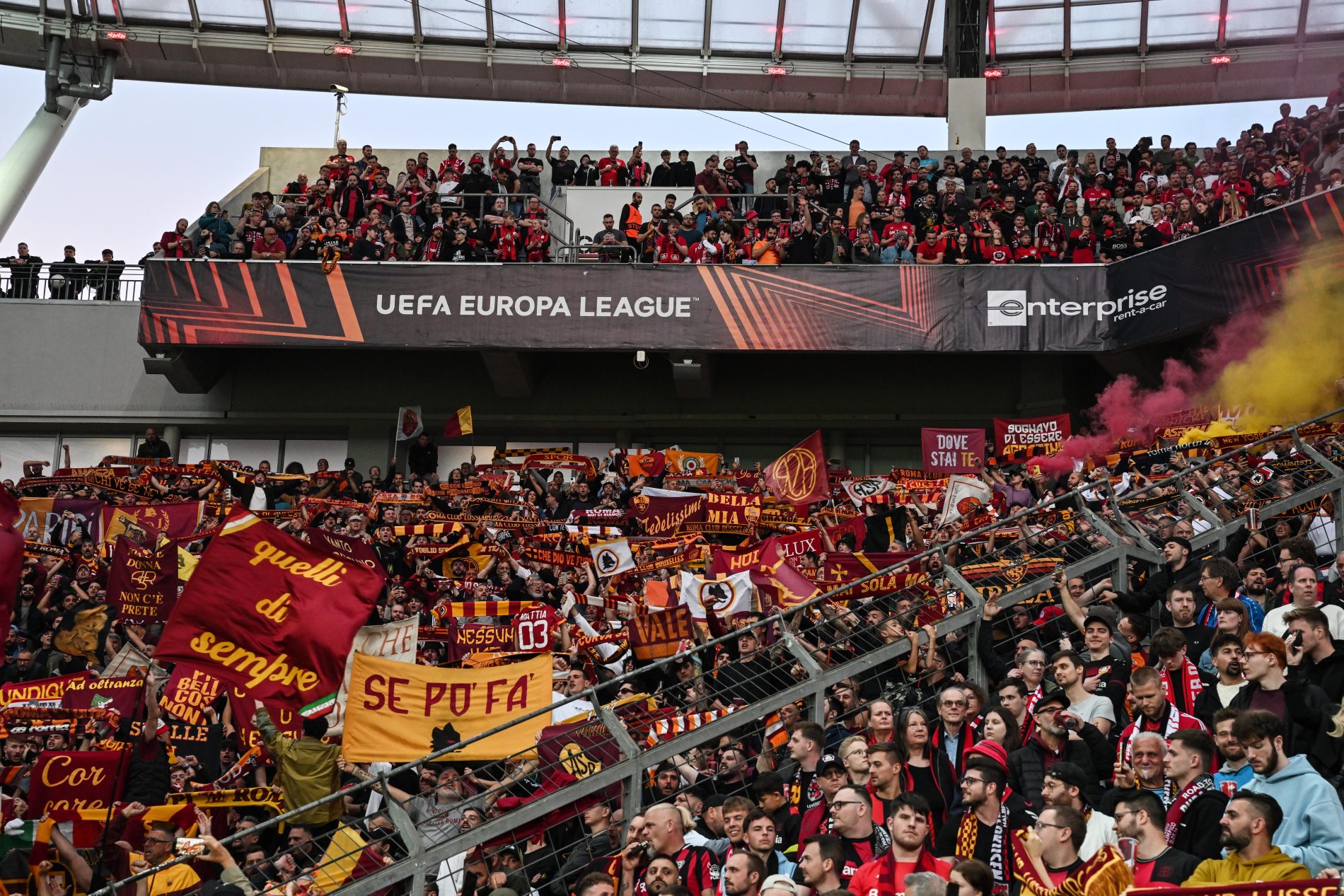 Tifosi Roma alla BayArena, Bayer Leverkusen-Roma