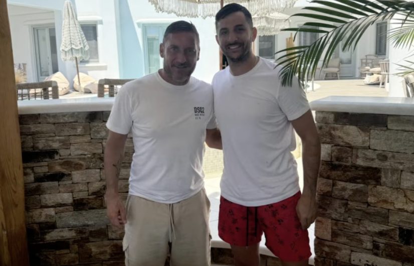 Totti, Manolas