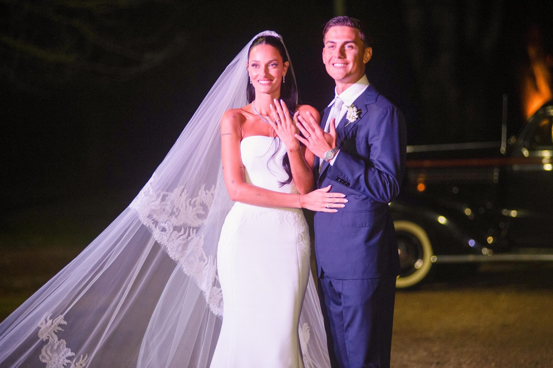 Dybala, Oriana Sabatini