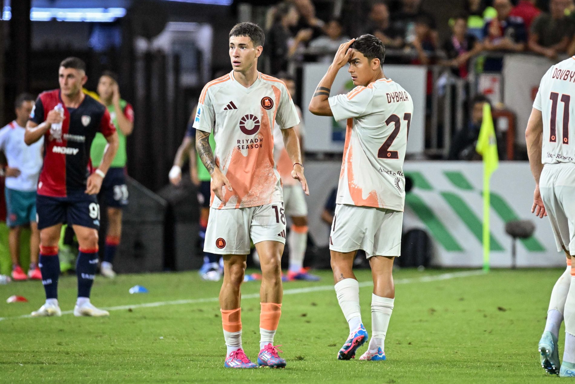 Dybala, Soulé