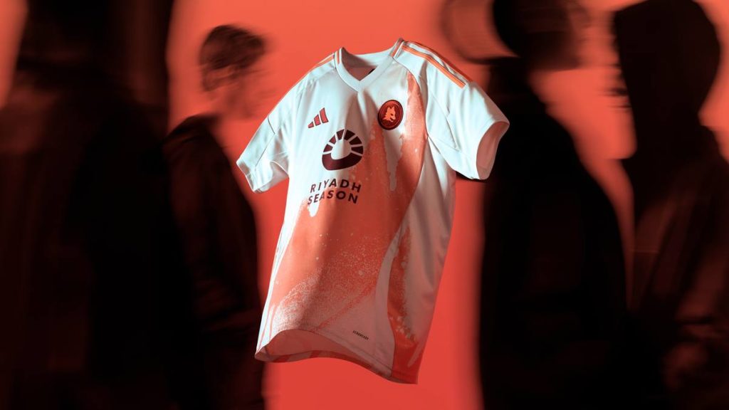 Maglia 2024-2025, Roma