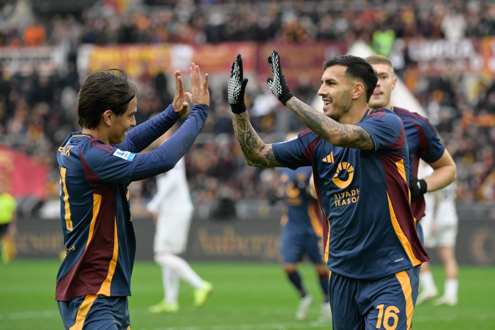 Leandro Paredes, Paulo Dybala, Roma