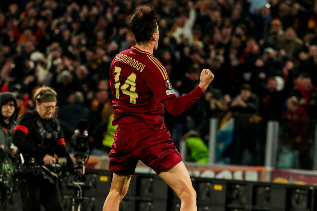 Shomurodov, Roma-Athletic