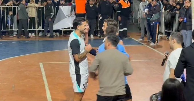 Paredes, Dybala
