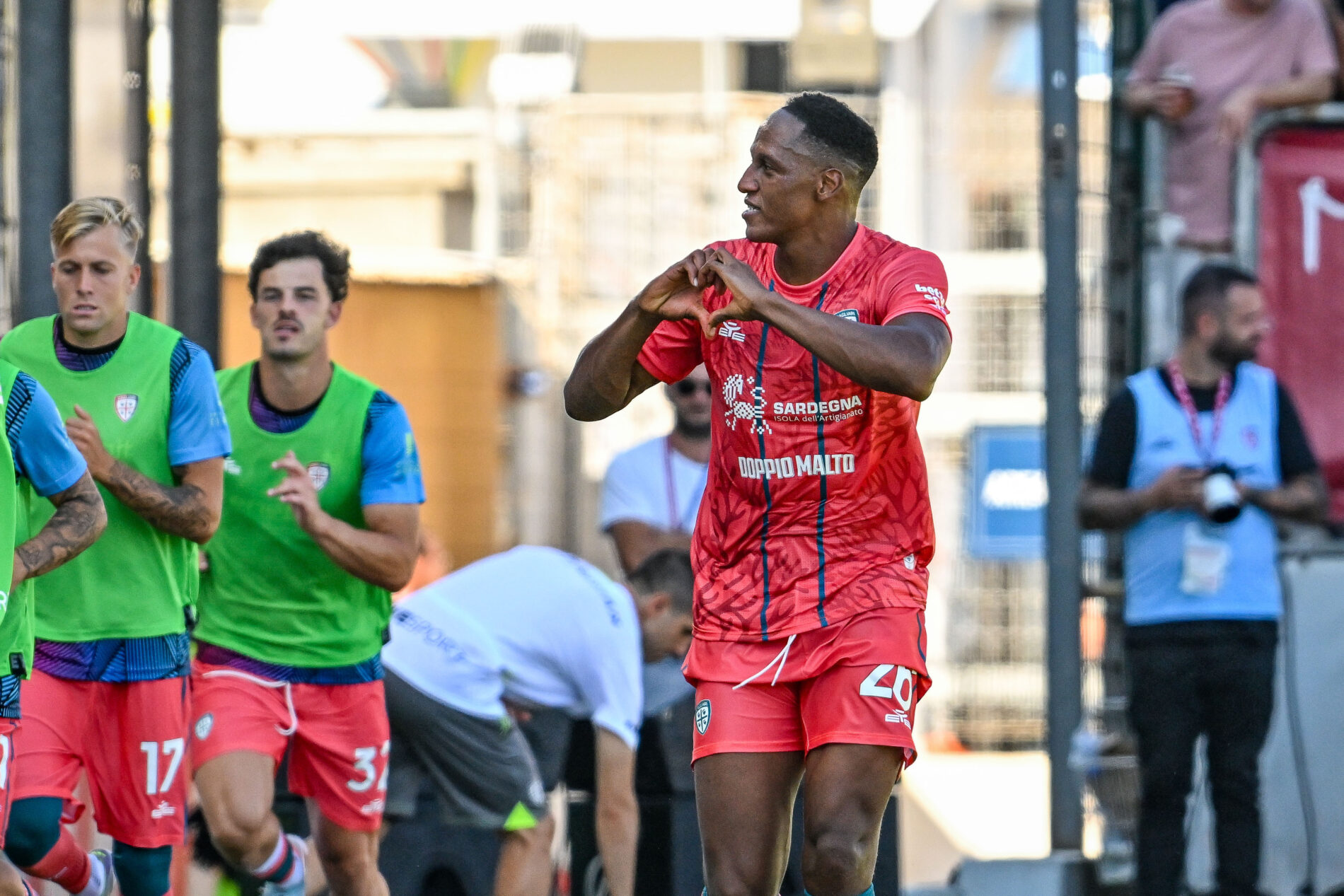 Mina, Cagliari-Parma