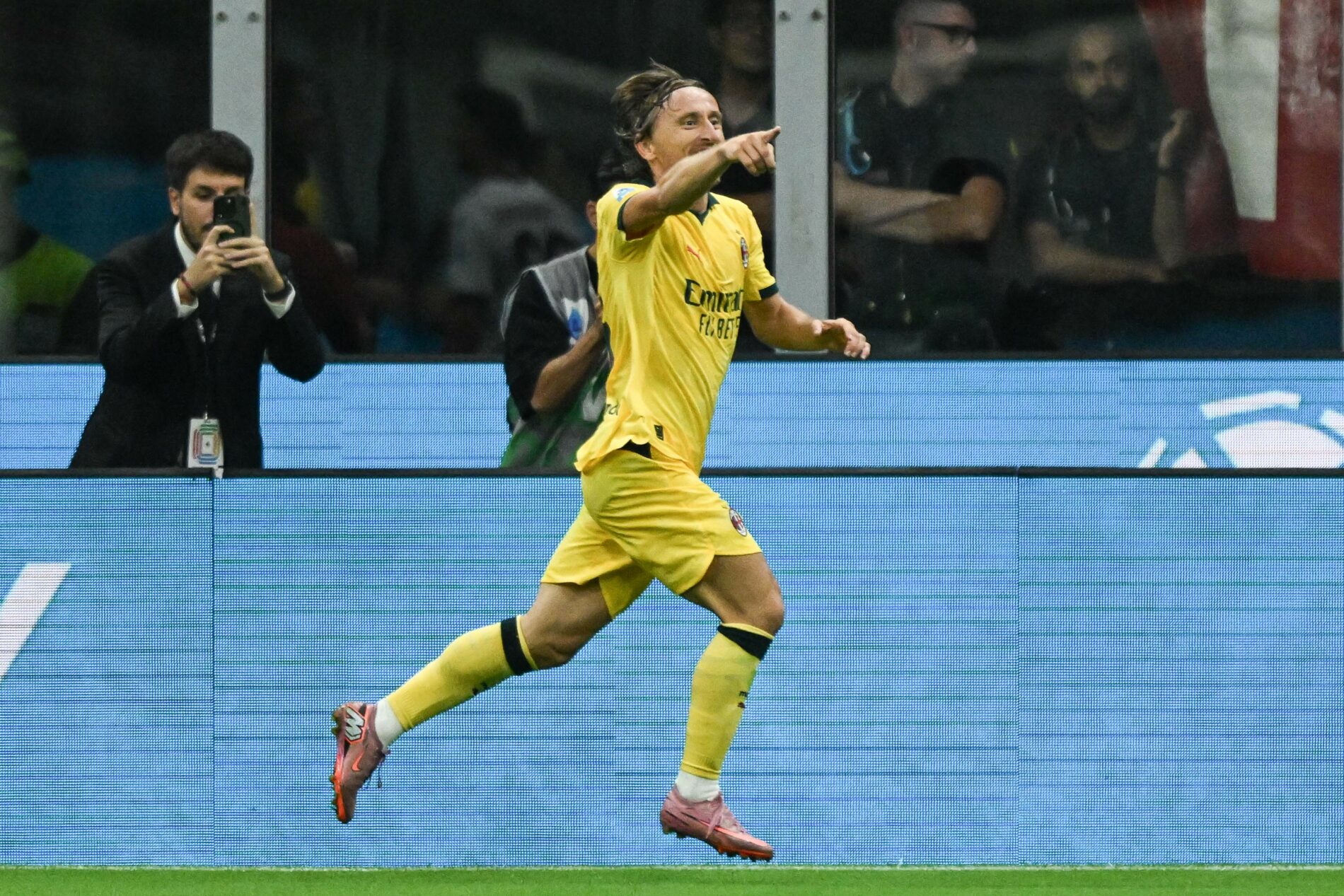 Modrić, Milan-Bologna