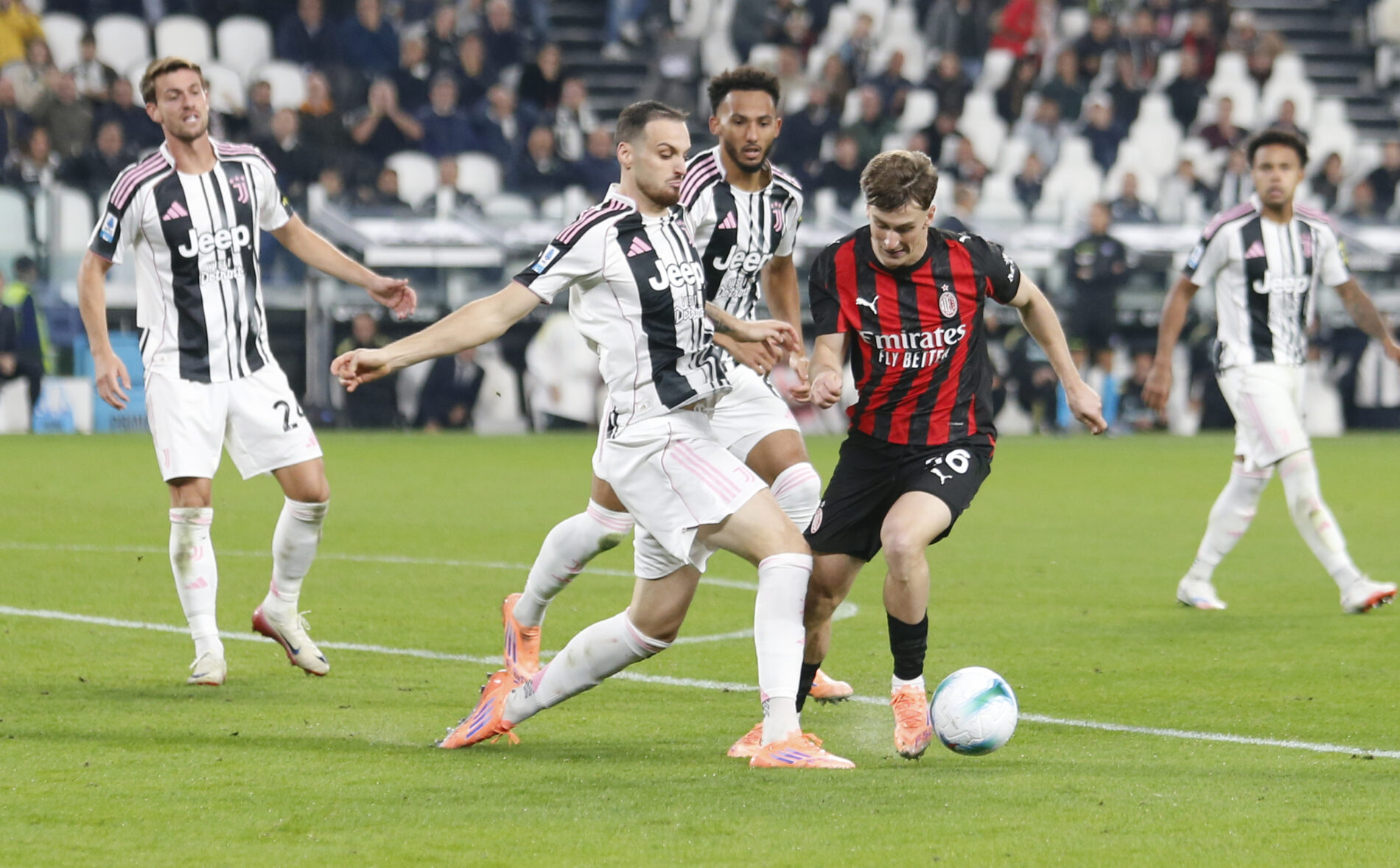 Saelemaekers, Gatti, Juventus-Milan
