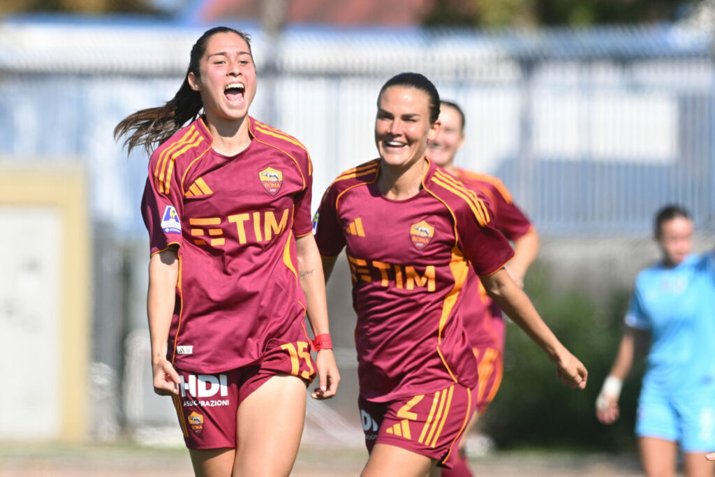 Giulia Dragoni, Roma, Femminile