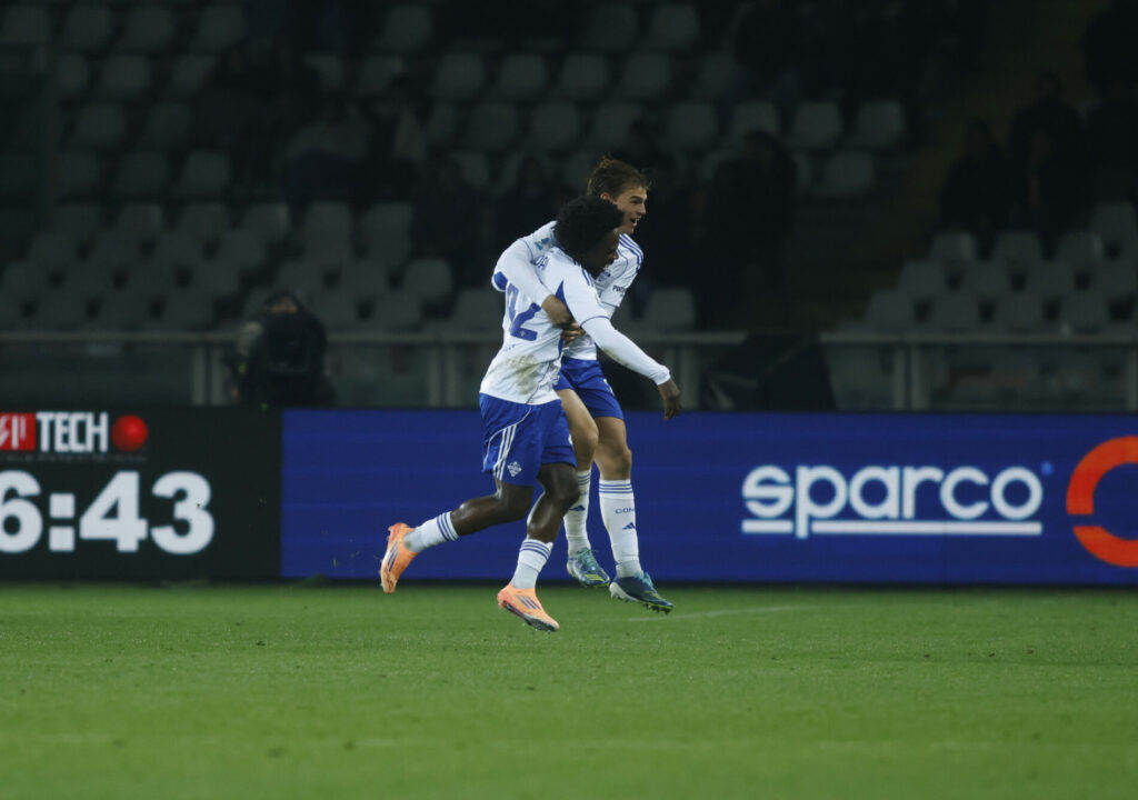 Jayden Addai, Nico Paz, Como