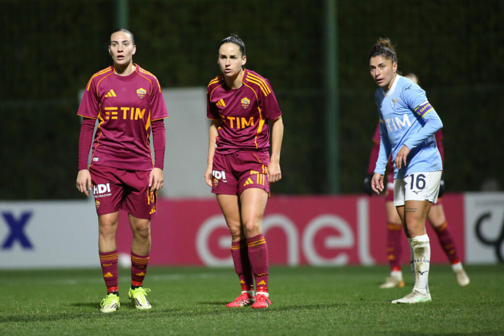 Evelyne Viens, Roma Femminile