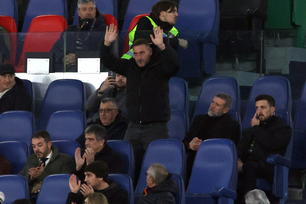 Roma-Cagliari, Totti