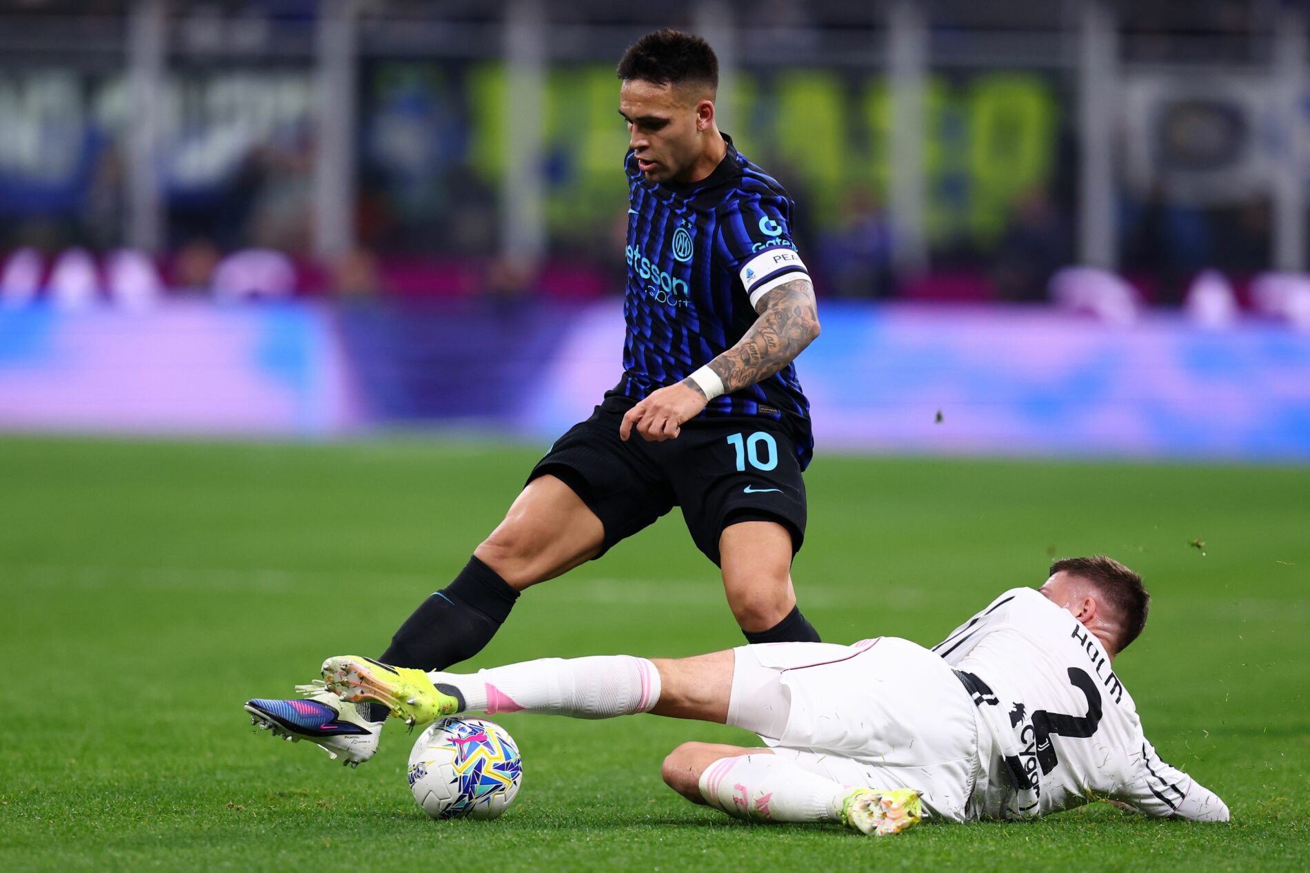 Emil Holm, Lautaro Martinez, Inter, Juventus