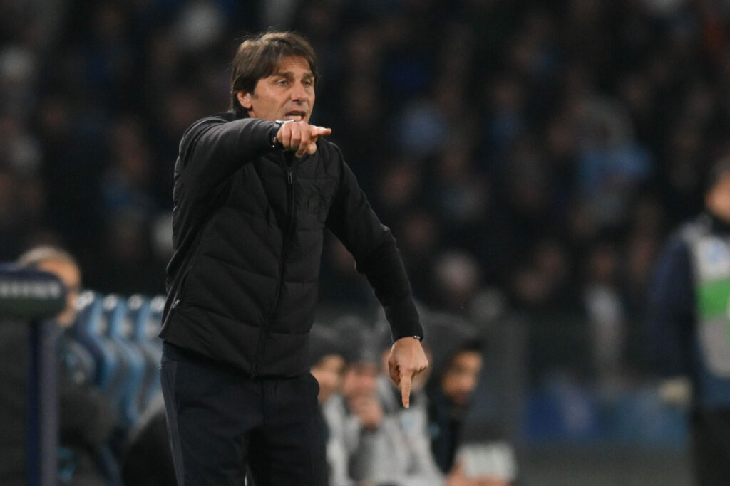 Conte, Napoli