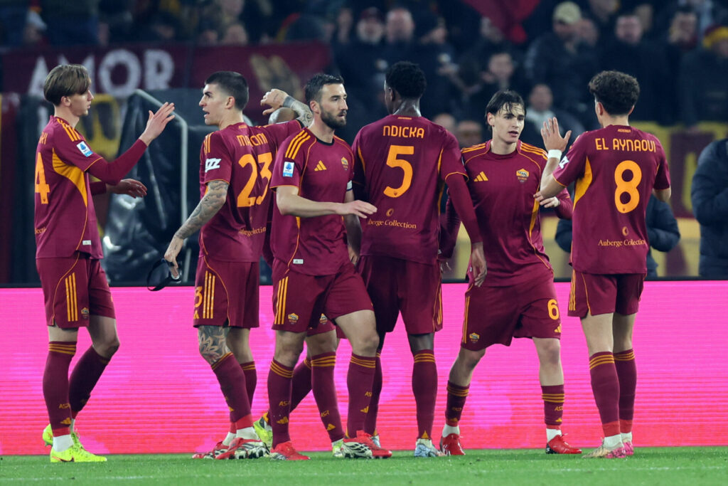 Roma-Cremonese: esultanza Roma