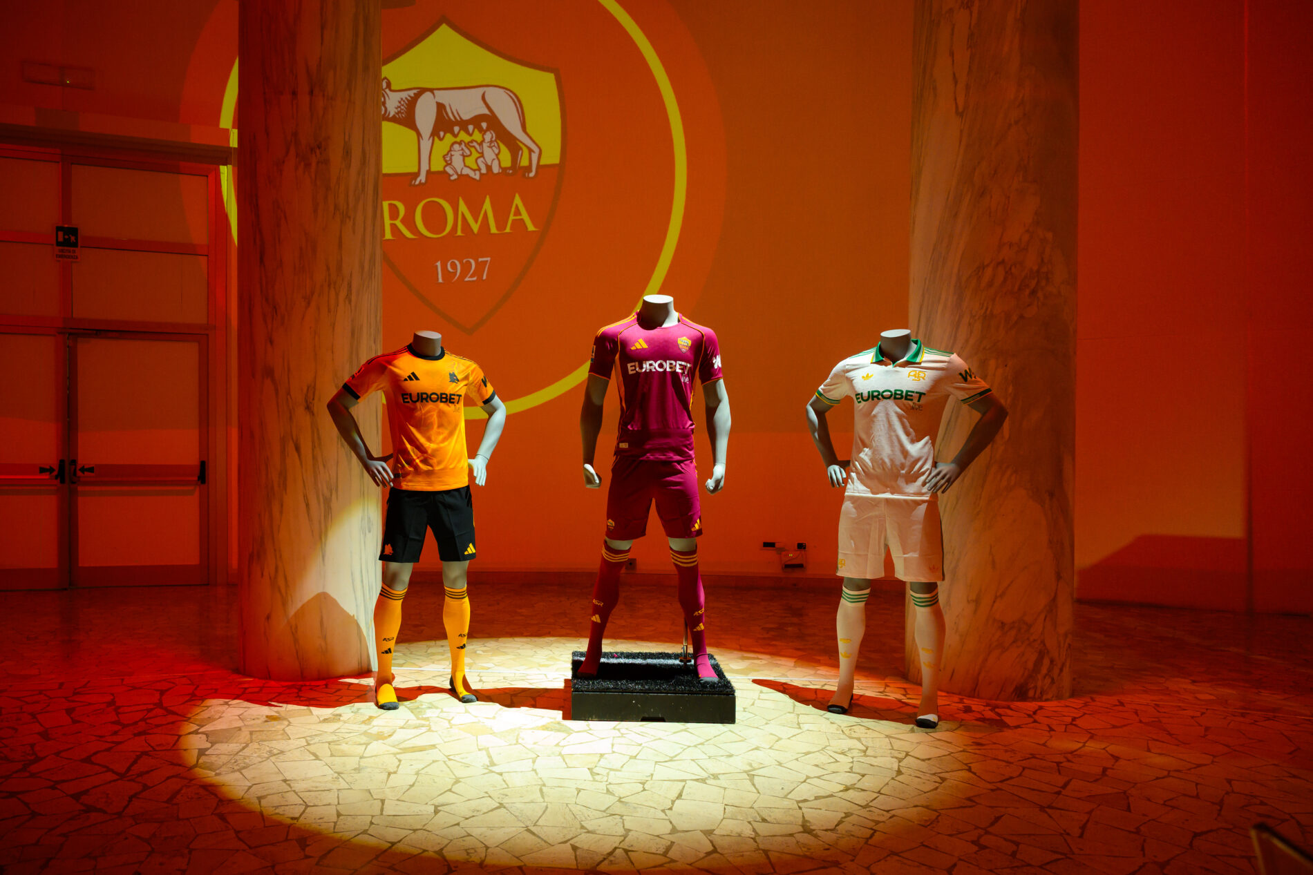 Salone delle Colonne: Eurobet.live-Roma