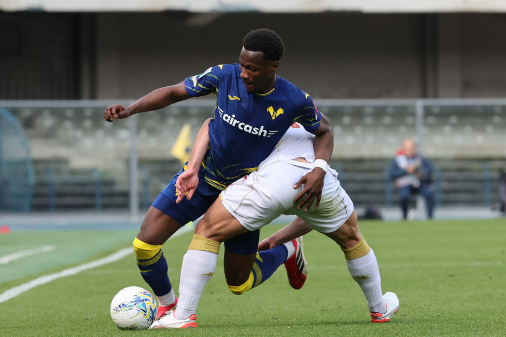Serie A, Verona-Genoa: Oyegoke, Malinovskyi