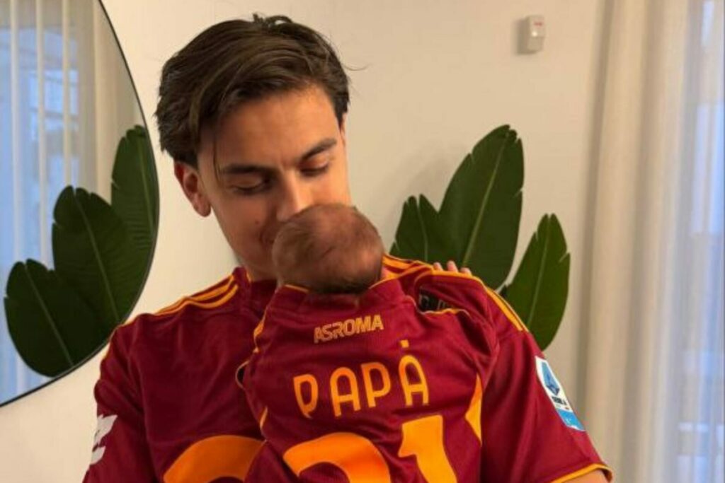 Roma, Dybala con la figlia Gia