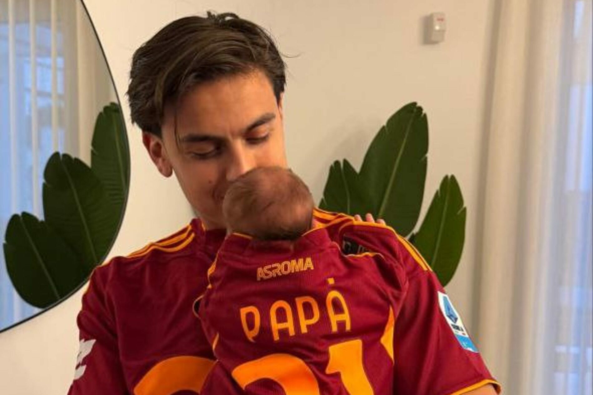 Instagram: Dybala