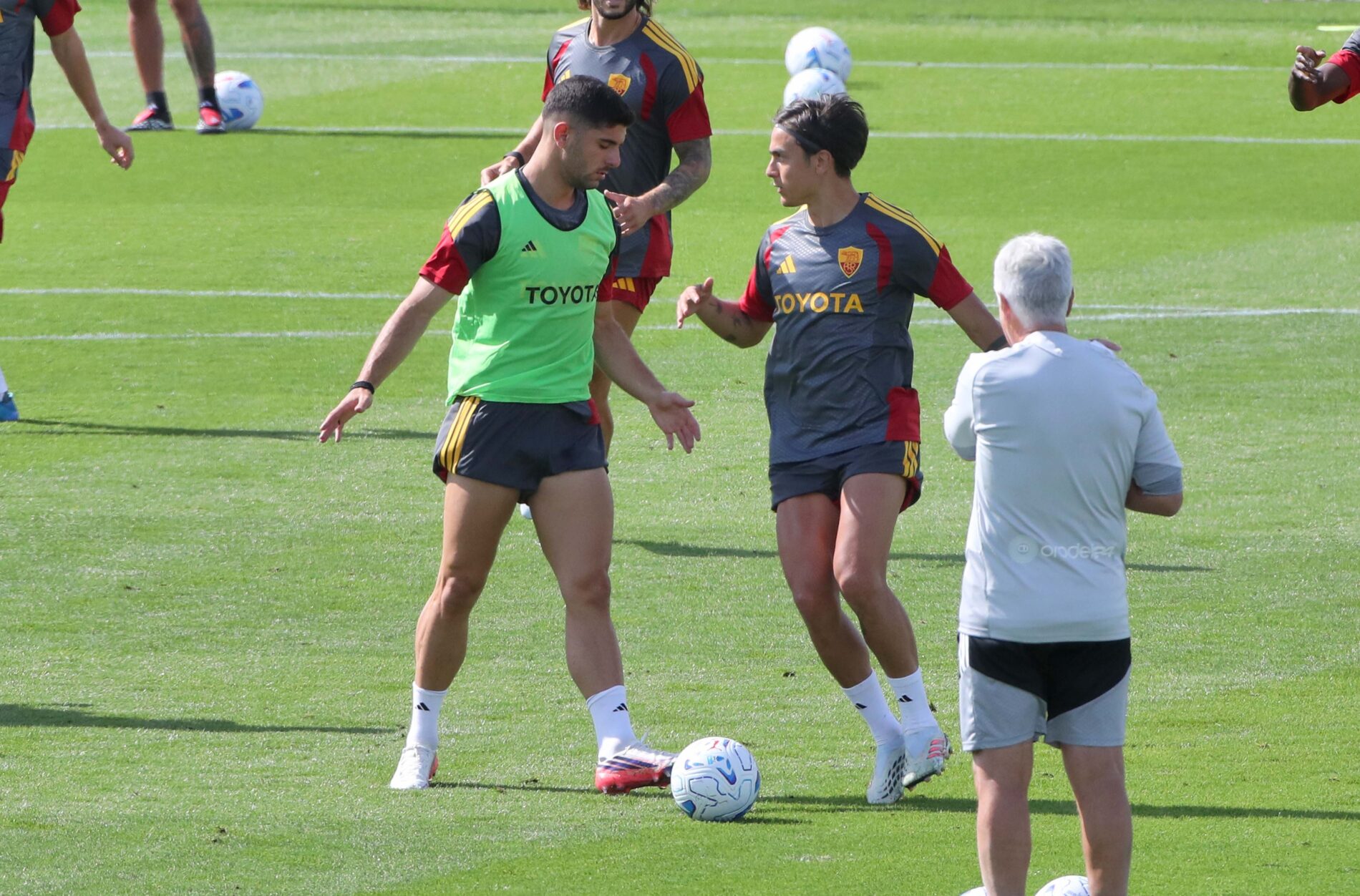 Koulierakis Dybala Roma Galles