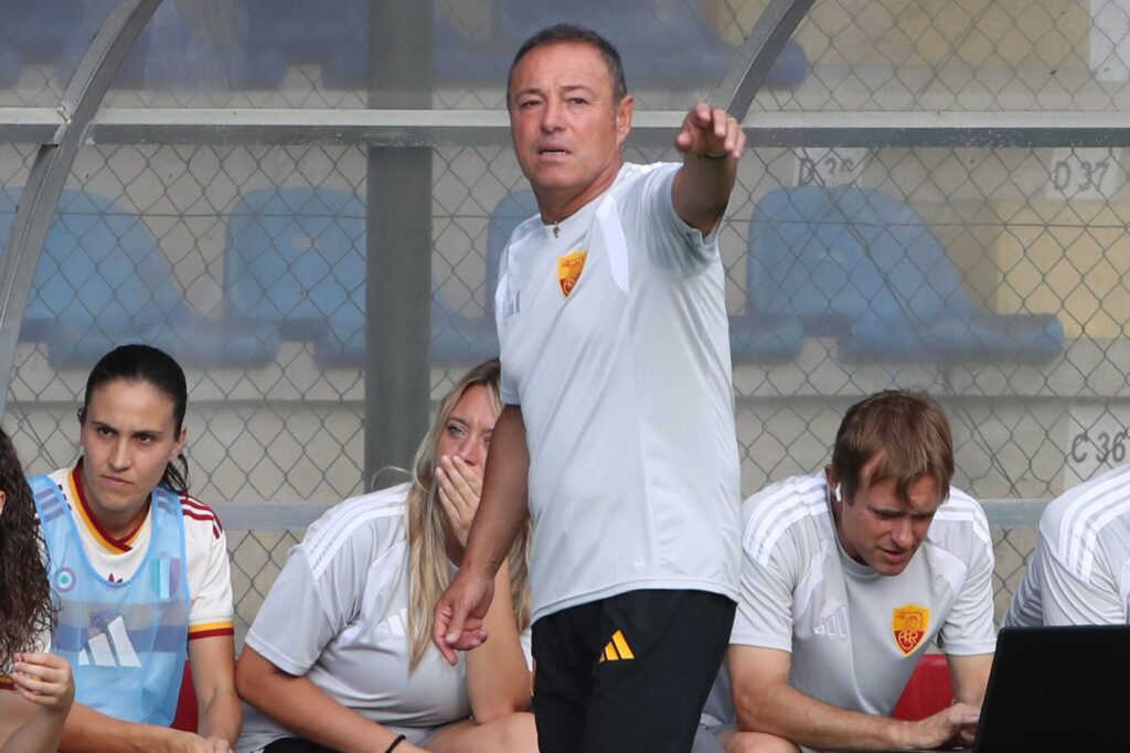 Piovani, Roma Femminile