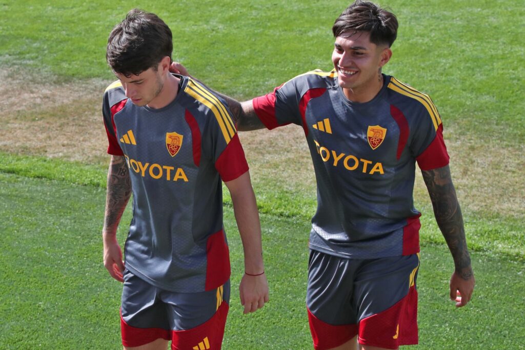 Trigoria, Roma: Santiago Castro, Matias Soulé